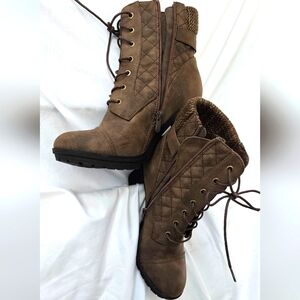Womens brown suede lace-up/zip-up chunky heeled boots